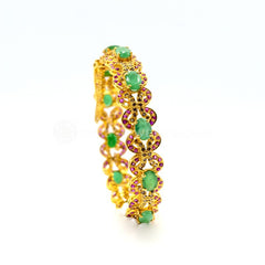 Vivid Emerald Gold Kara