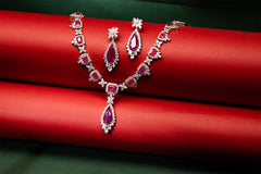 Scarlet Jewel Gold Set