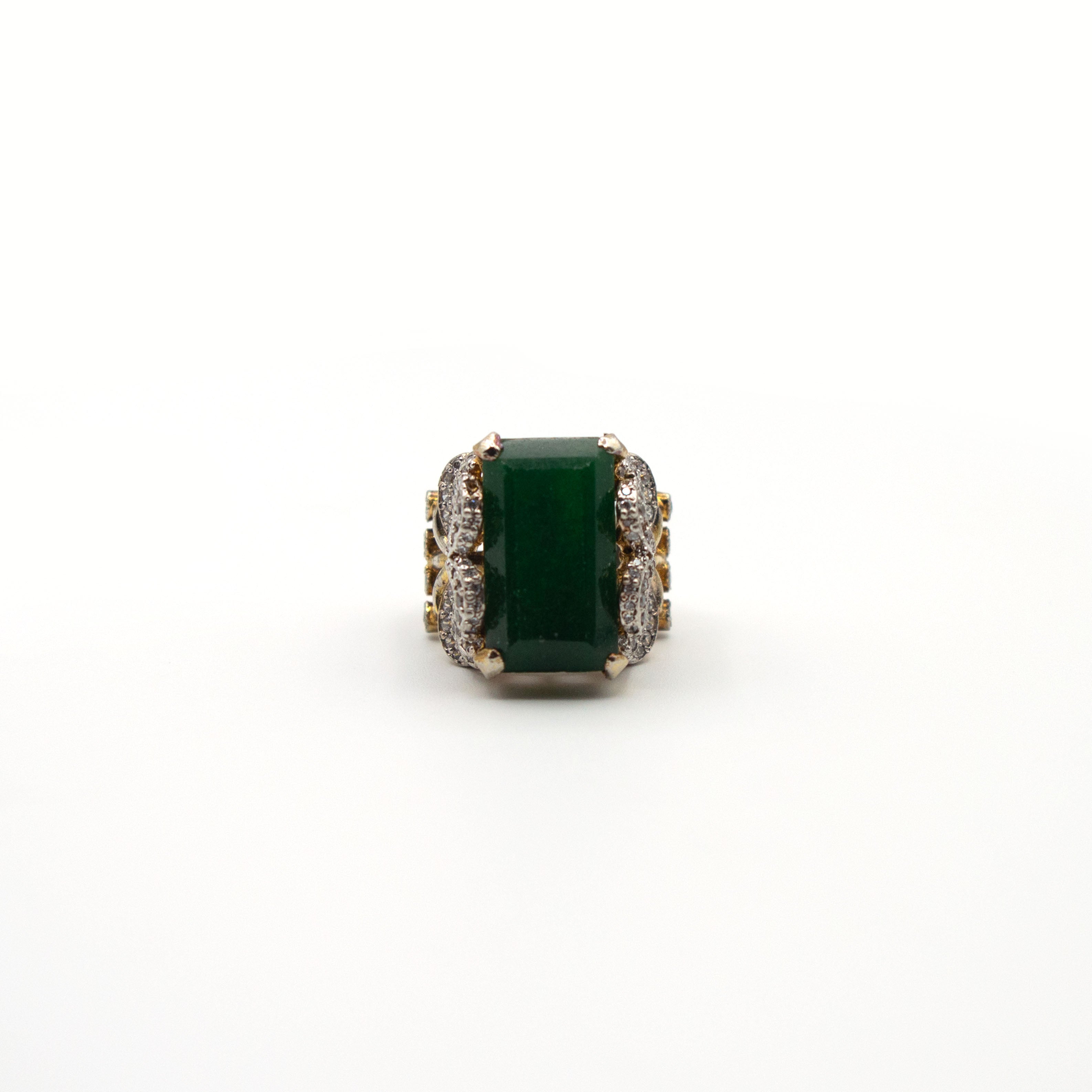 Almas Rind Enchanted Green Silver Ring – Almas Jewellers