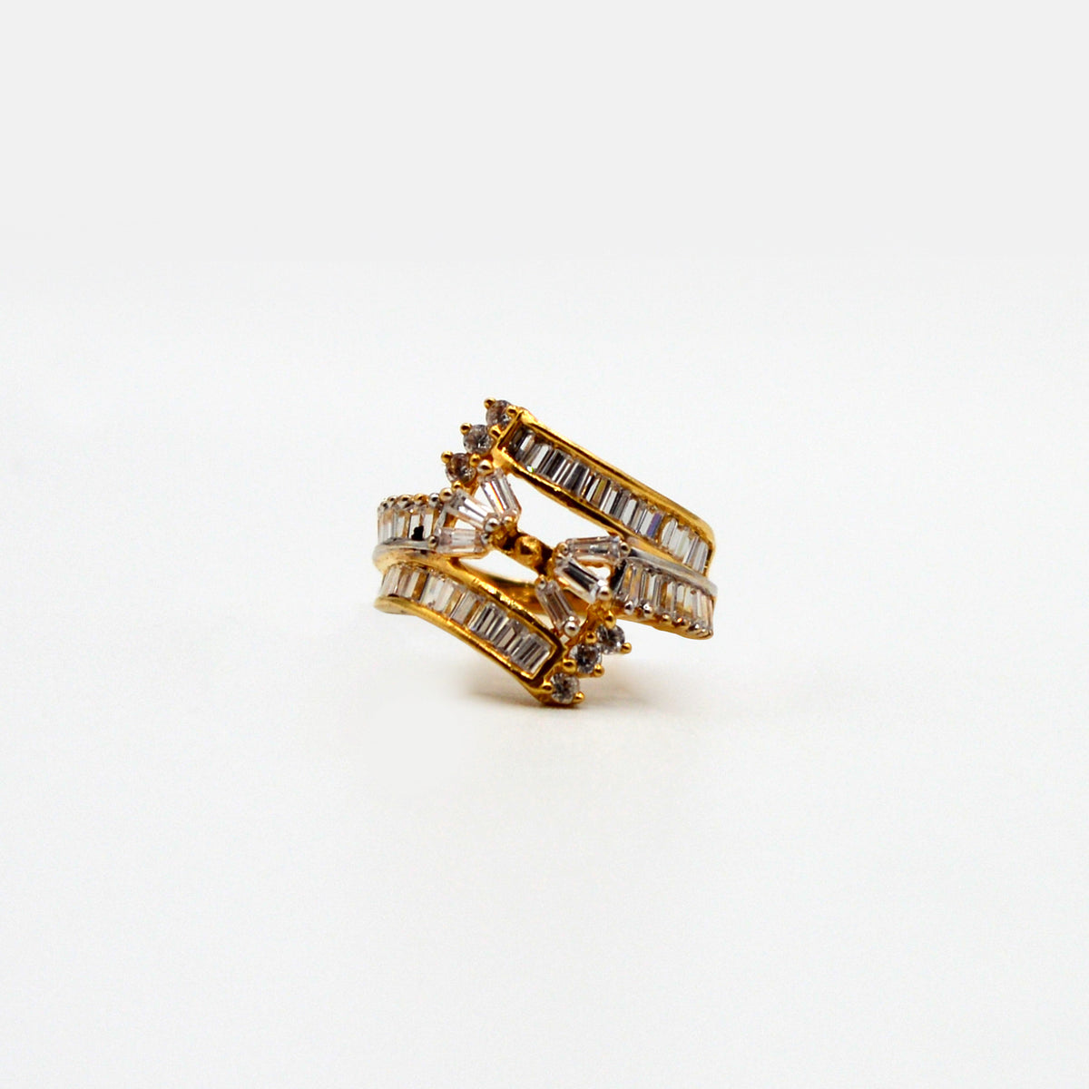 Ribbon Gold Ring