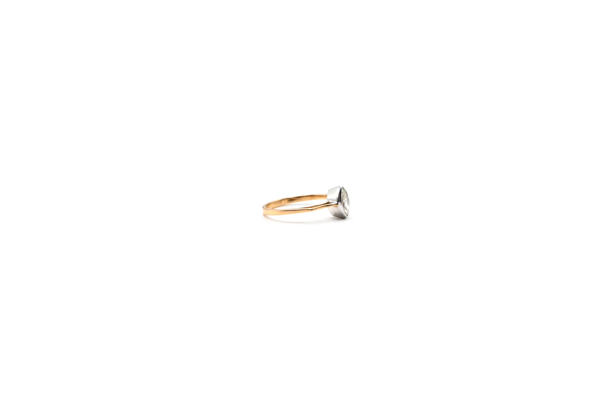 Radiant Crown Solitaire