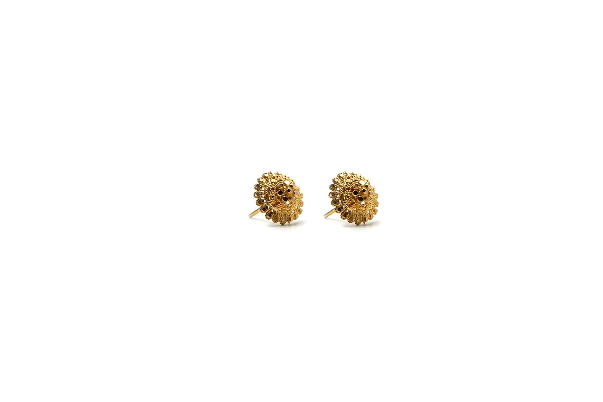 Ornate Gold Dome Stud
